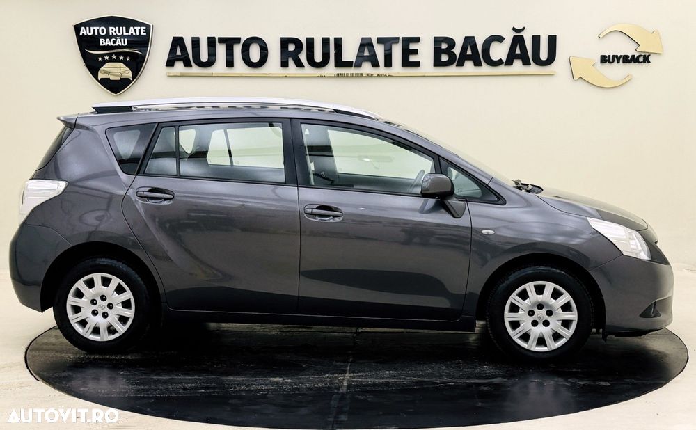 Toyota Verso - 4