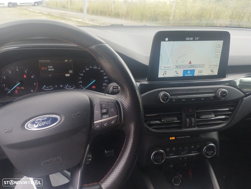 Ford Focus 1.0 SCTi ST-Line - 6