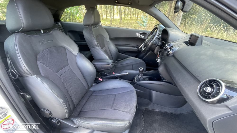 Audi A1 1.6 TDI S line edition - 14