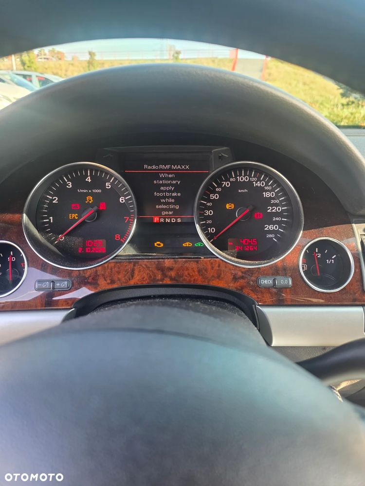 Audi A8 - 22