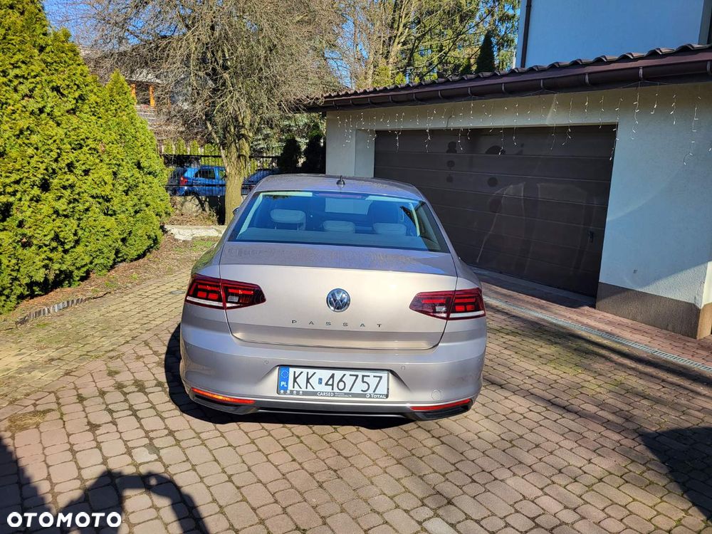 Volkswagen Passat 2.0 TDI EVO Business - 3