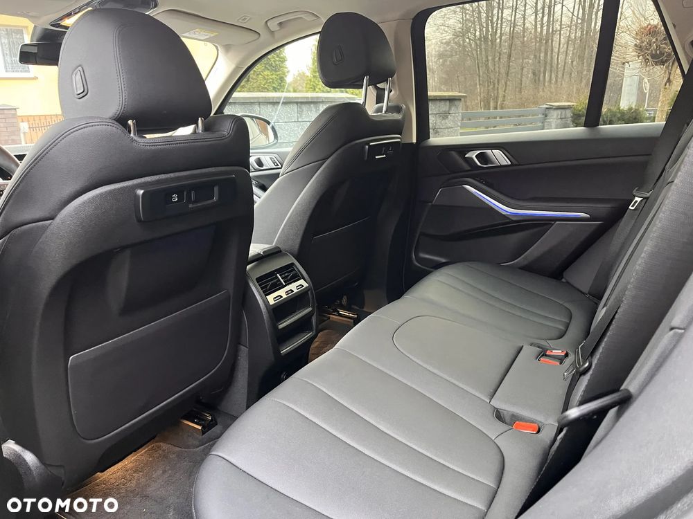 BMW X5 xDrive25d - 24