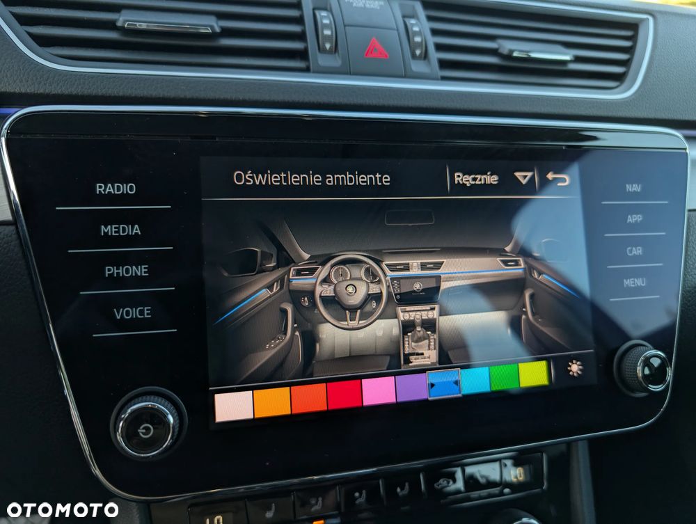 Skoda Superb 2.0 TDI DSG Style - 16