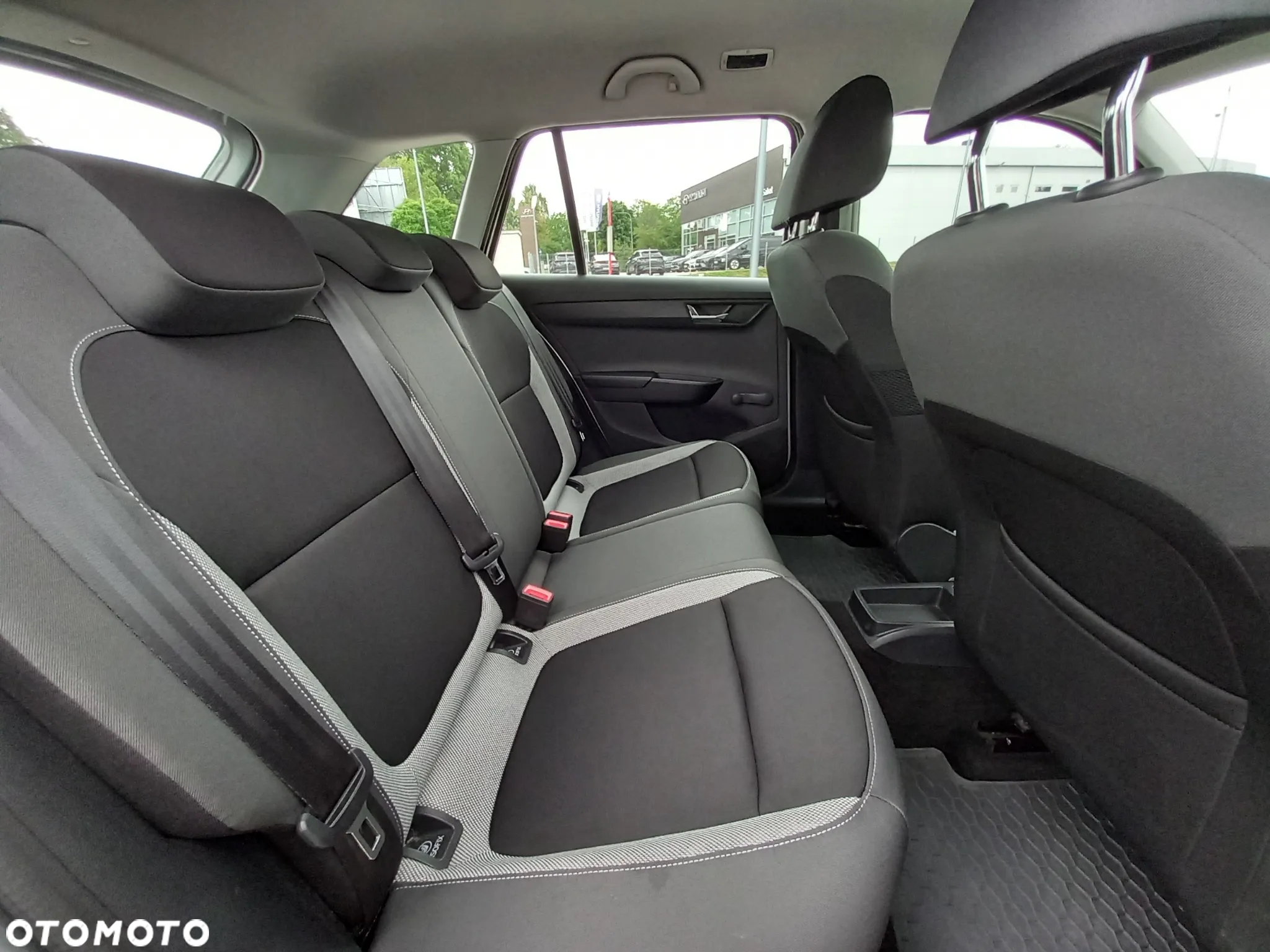 Skoda Fabia 1.2 TSI Ambition - 14