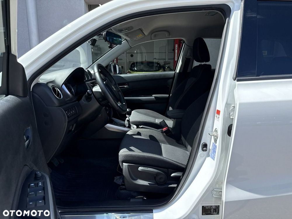 Suzuki Vitara 1.4 Boosterjet Premium 2WD - 25