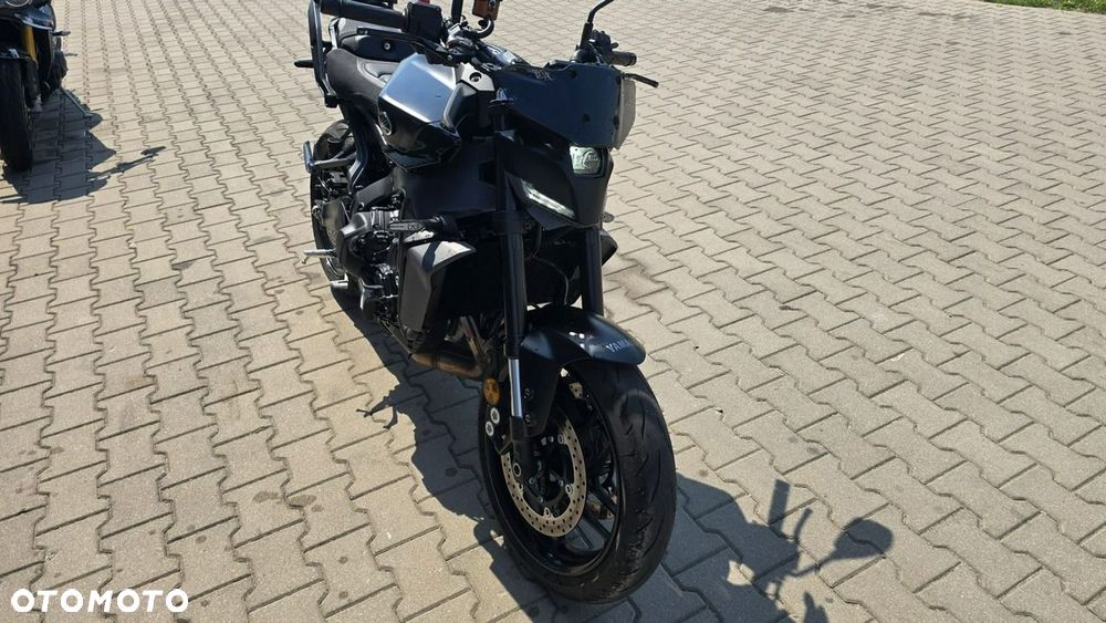 Yamaha MT - 4