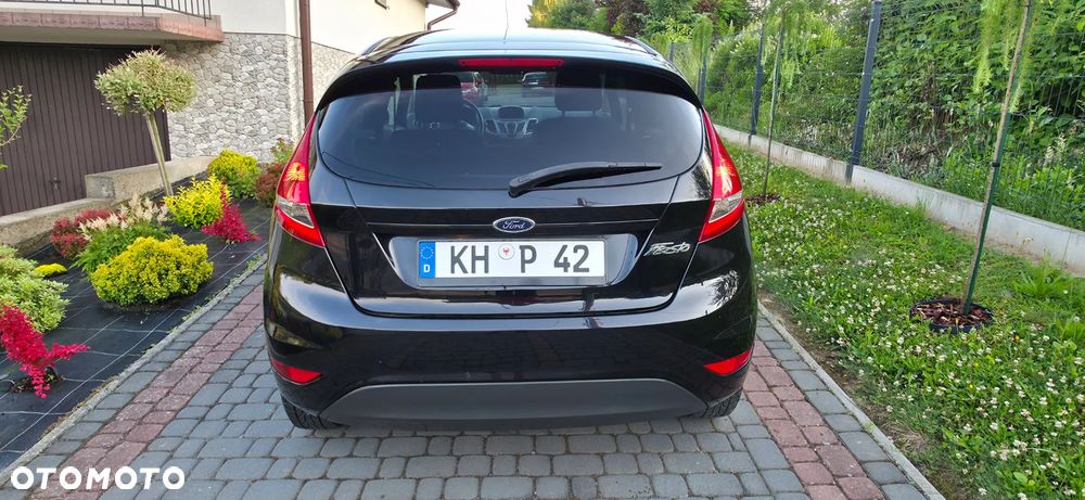 Ford Fiesta 1.25 Champions Edition - 24