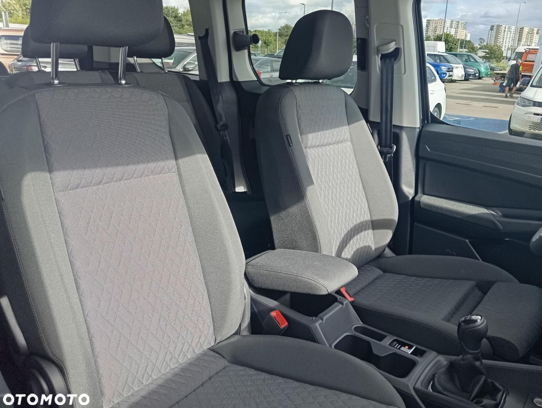 Volkswagen Caddy - 22