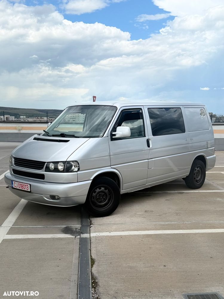 Volkswagen Multivan - 2