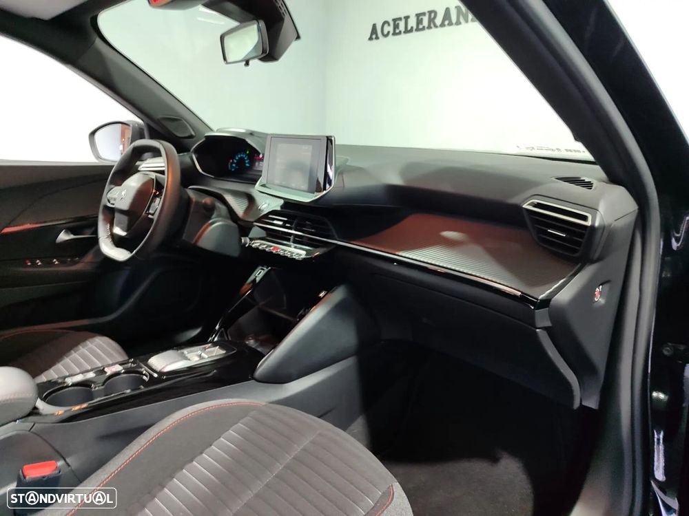 Peugeot e-2008 50 kWh Active Pack - 19