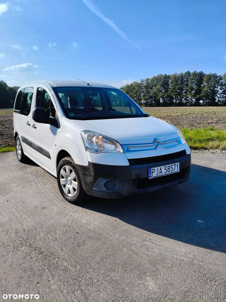 Citroen Berlingo 2011 photo 2