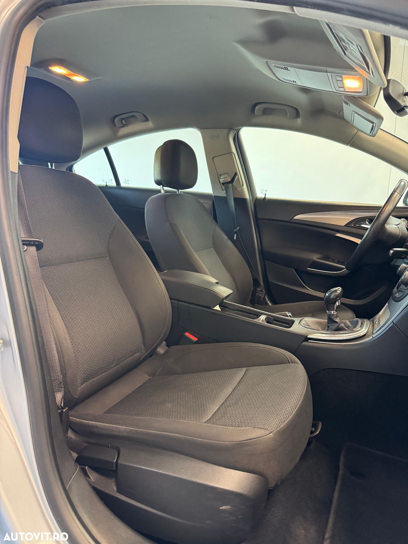 Opel Insignia 2.0 CDTI ECOTEC ECOFLEX Start/Stop Cosmo - 6