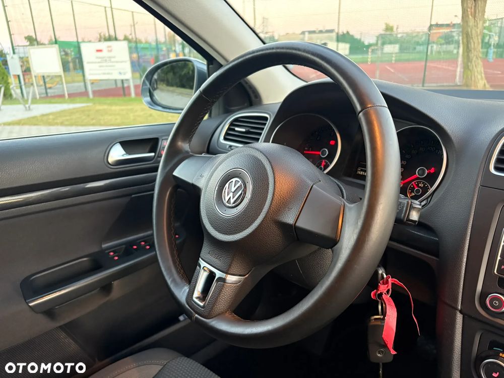 Volkswagen Golf 1.6 TDI DPF Comfortline - 14
