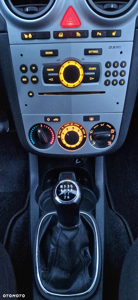 Opel Corsa 1.4 16V Satellite - 17