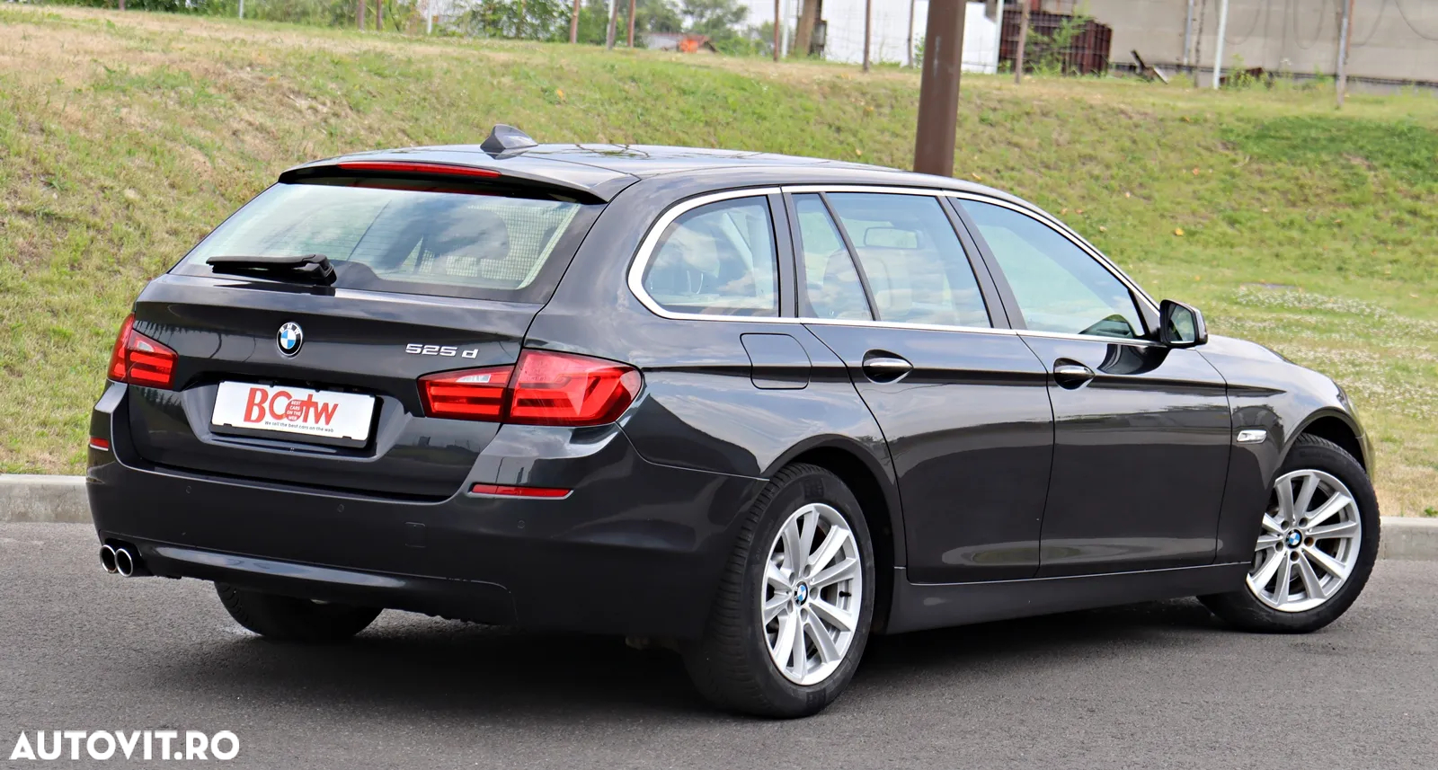 BMW Seria 5 525d Touring Sport-Aut. - 10