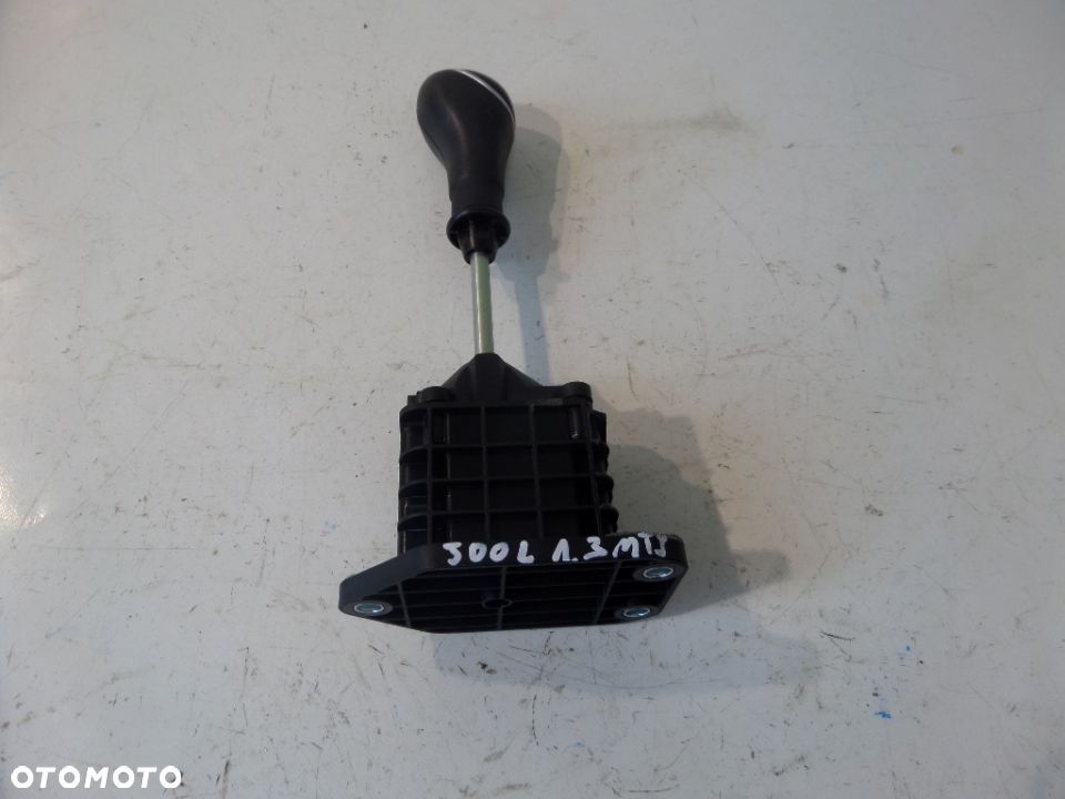 FIAT 500L GAŁKA WYBIERAK LEWAREK ZMIANY BIEGÓW 7355583120 - 8