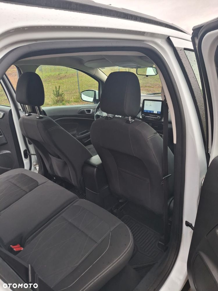 Ford EcoSport - 10