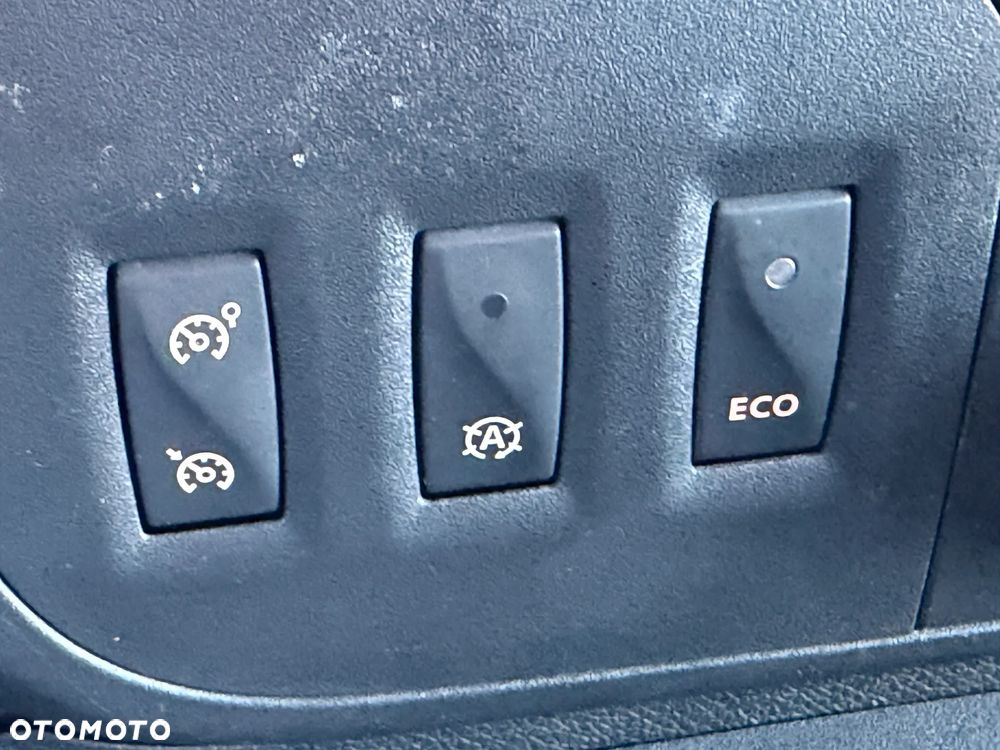 Renault MASTER 5 OSÓB - 18