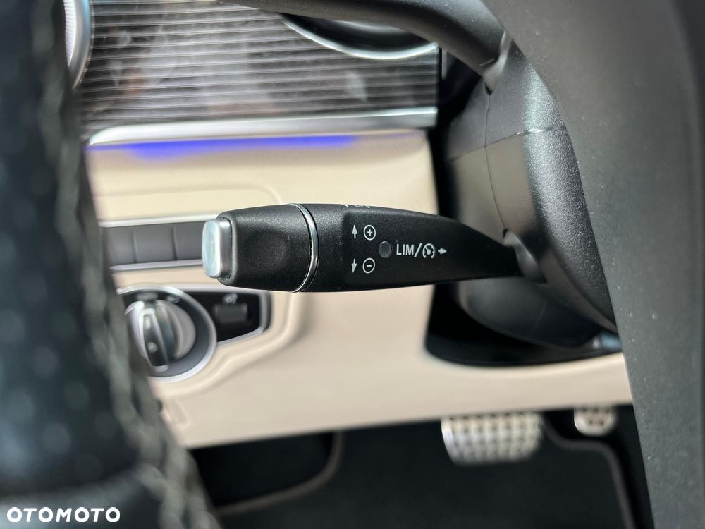 Mercedes-Benz Klasa V 250 d 9G-Tronic (d³ugi) - 17