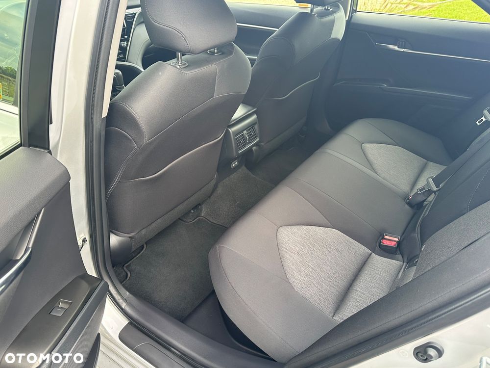 Toyota Camry 2.5 Hybrid Comfort CVT - 20