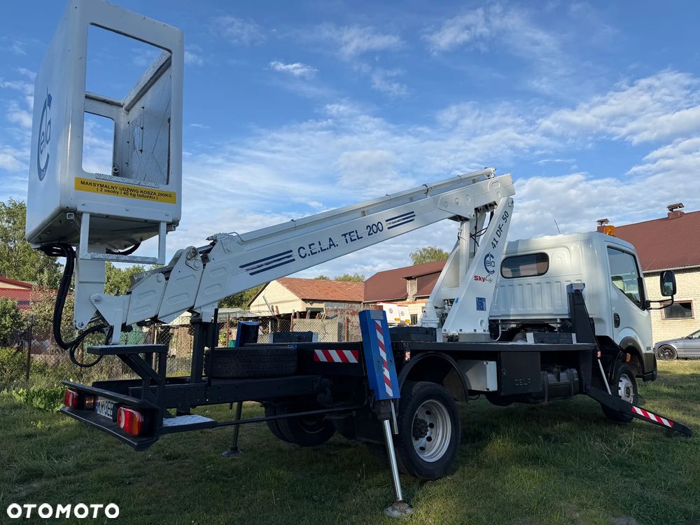 Nissan CABSTAR - 8