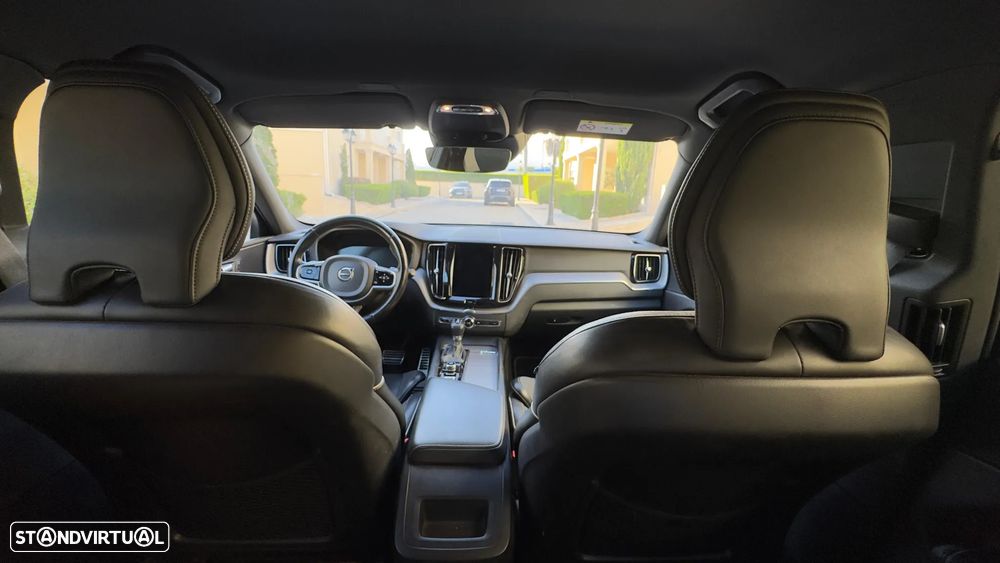 Volvo XC 60 2.0 D4 R-Design Geartronic - 7