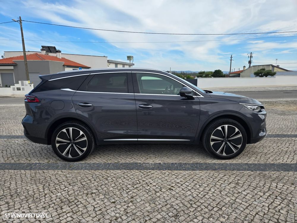 BYD Tang 108.8 kWh AWD Flagship - 2