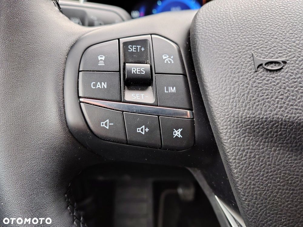 Ford Focus 1.0 EcoBoost Titanium - 16