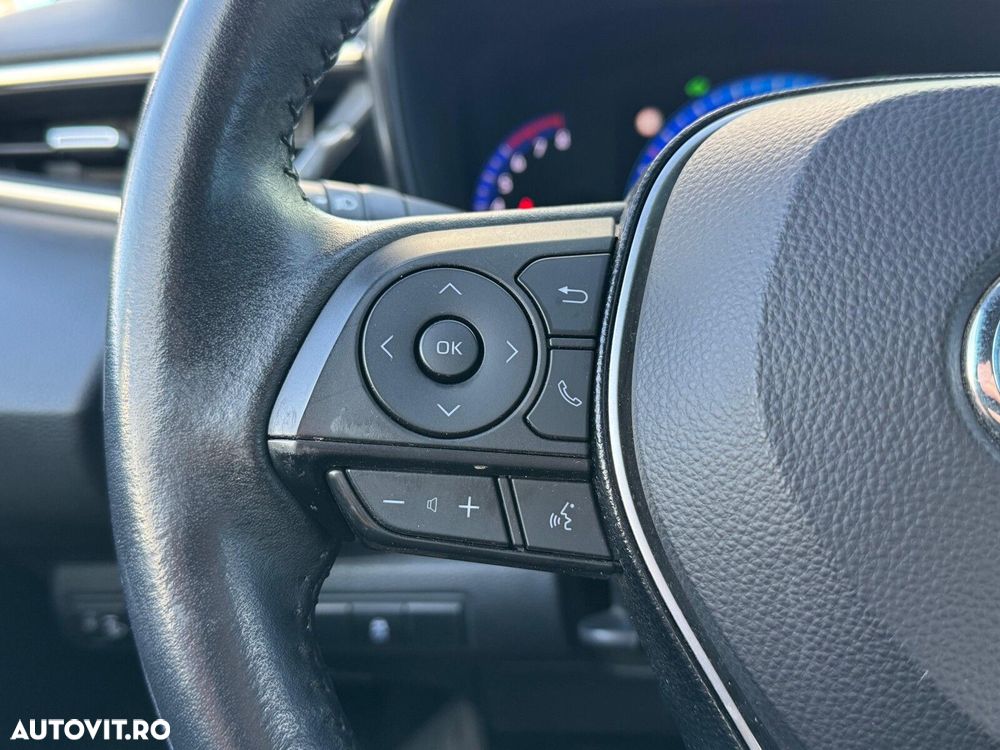 Toyota Corolla 2.0 HSD Dynamic interior Negru - 13