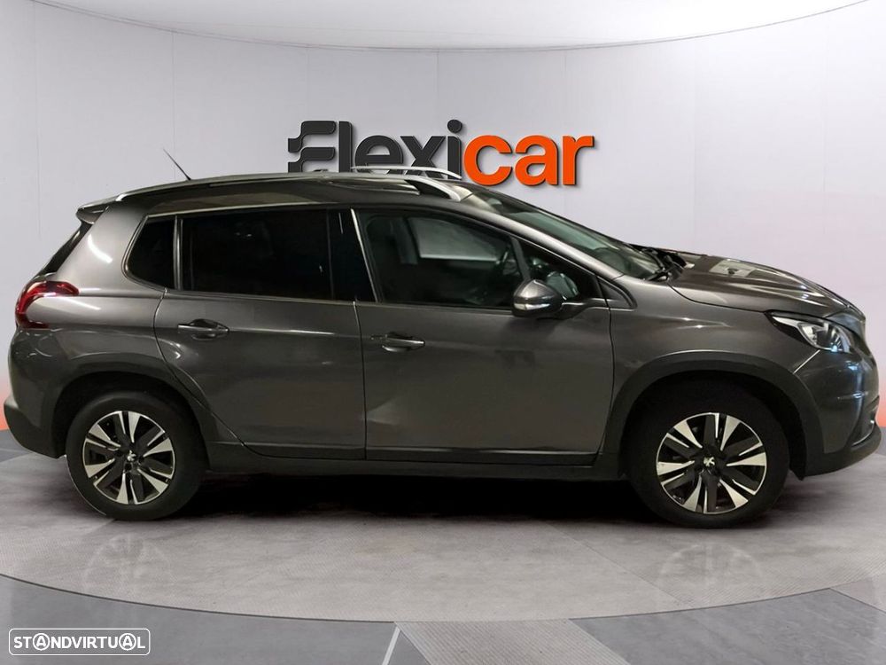 Peugeot 2008 - 6