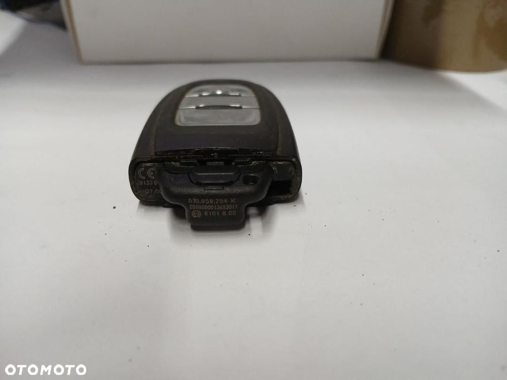 KLUCZ KLUCZYK PILOT SMART KEY GROT AUDI A5 8T A4 B8 8T0959754K - 2