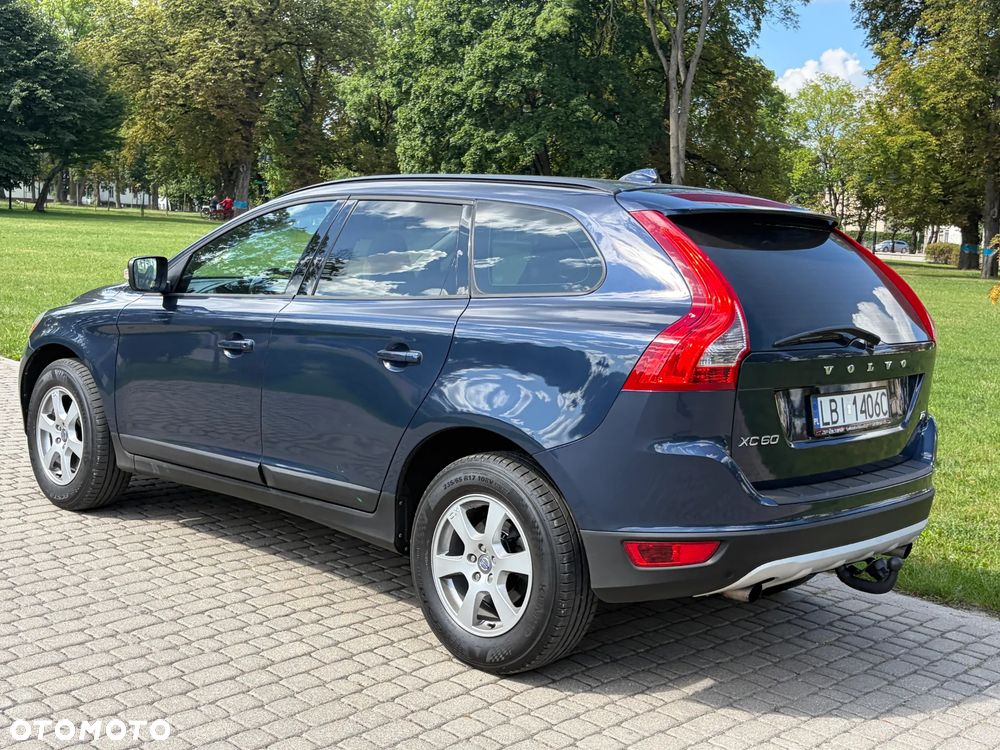 Volvo XC 60 T5 Powershift Momentum - 5