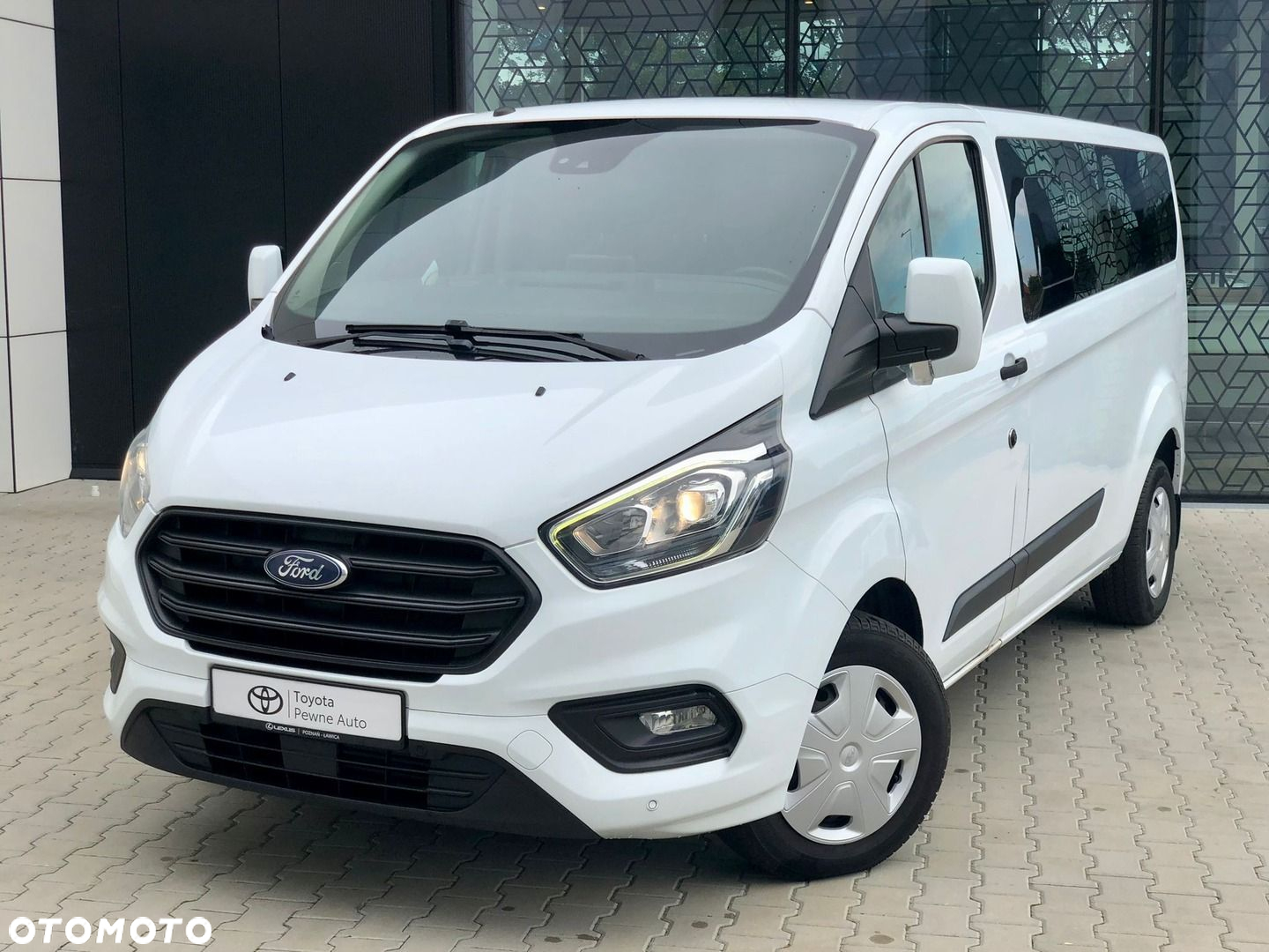 Ford Tourneo Custom 2.0 EcoBlue L2 Trend - 10