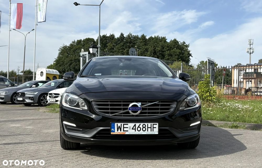 Volvo V60 T4 Momentum - 2