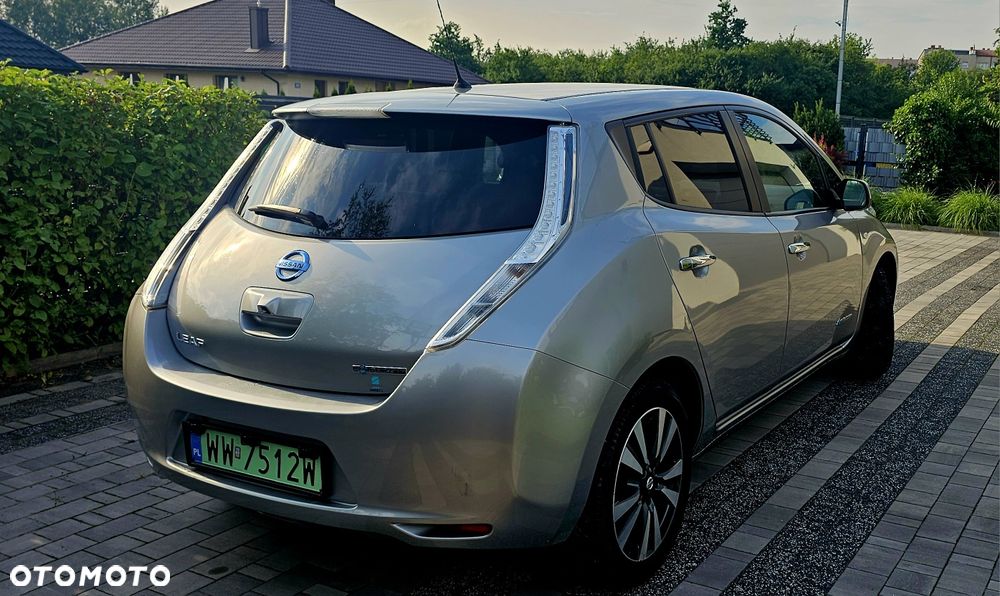Nissan Leaf - 5