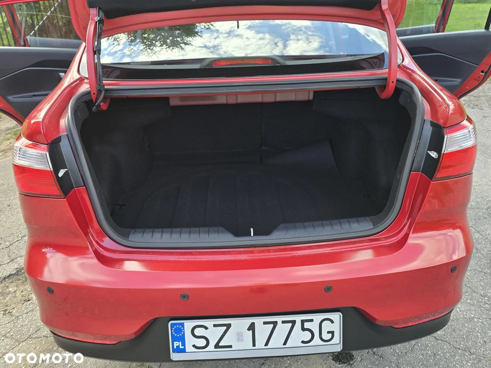 Kia Rio 1.2 L - 28