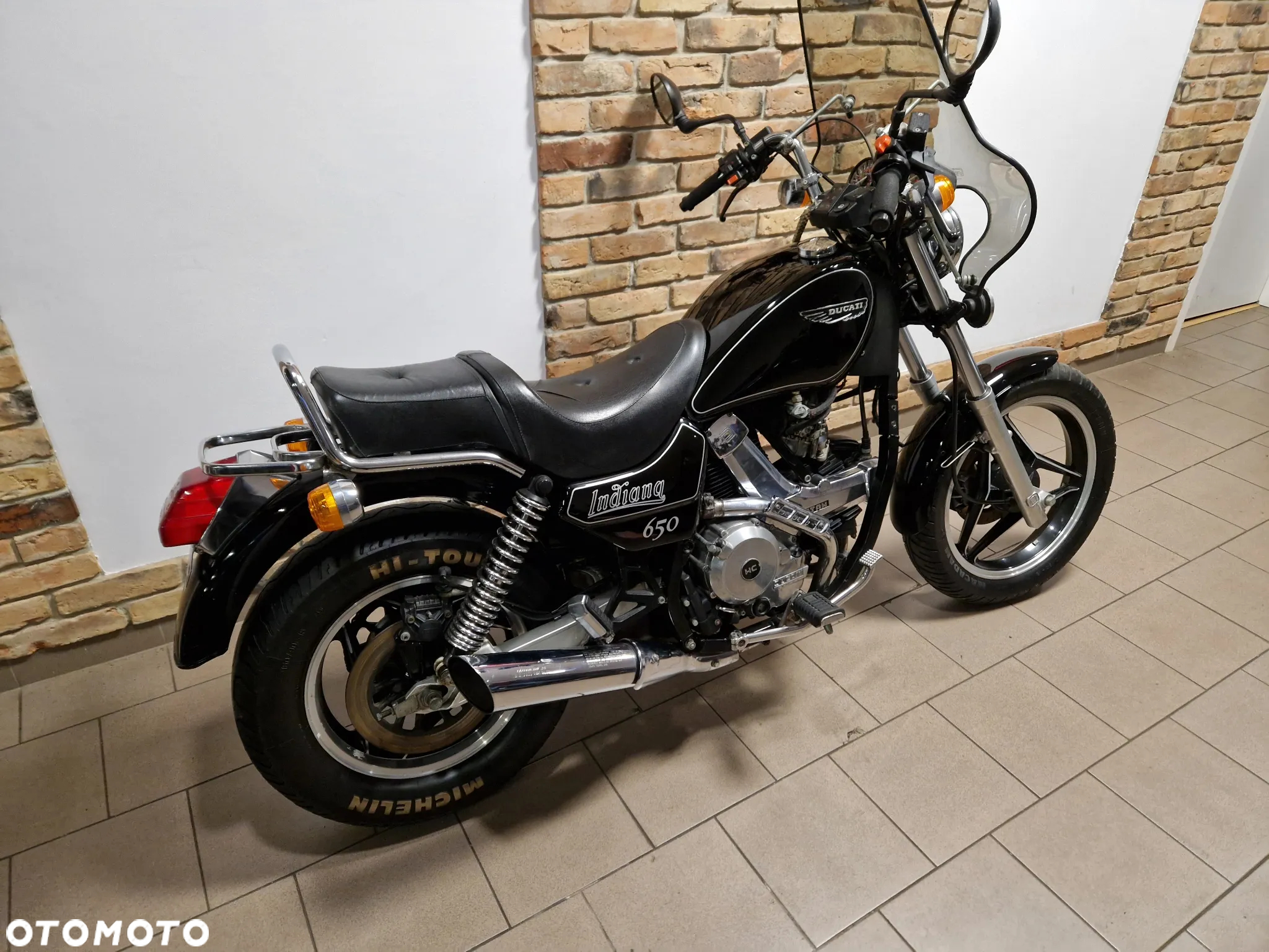 Ducati 750 - 39