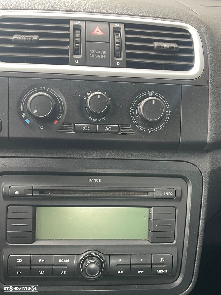 Skoda Fabia 1.2 Ambiente - 8