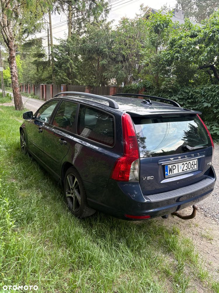 Volvo V50 D2 - 9