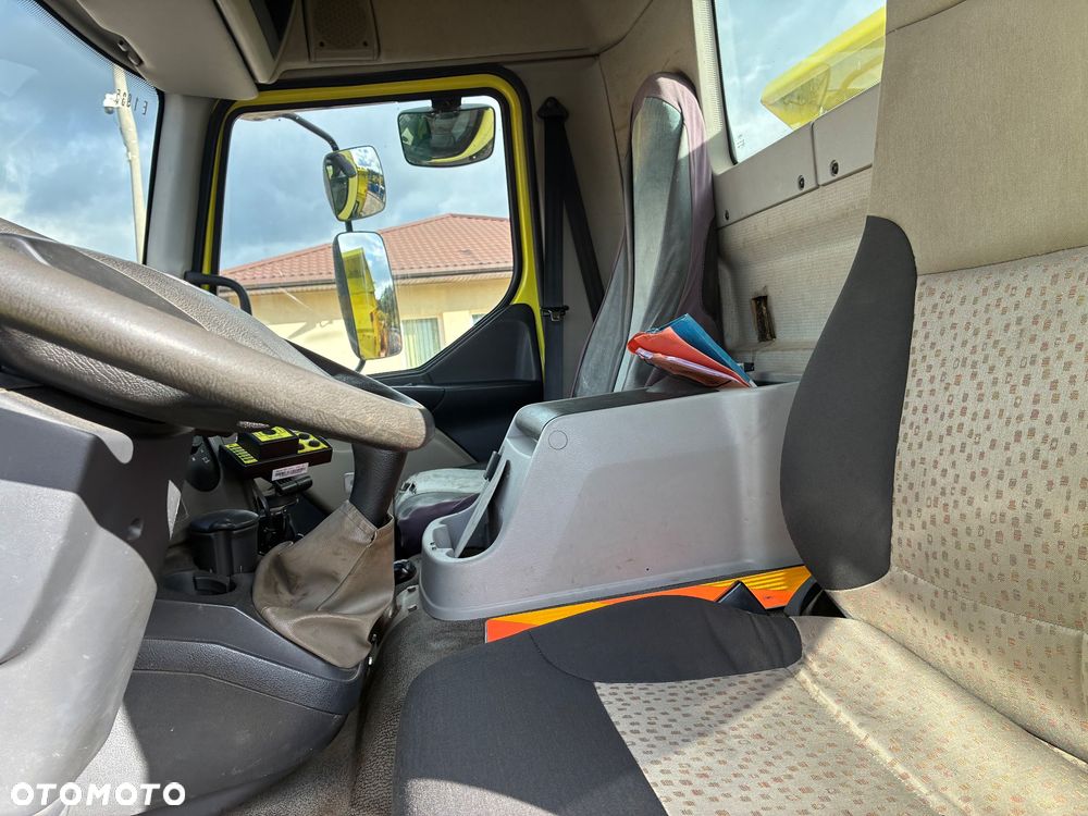 Renault Midlum 240 4x4 - 4