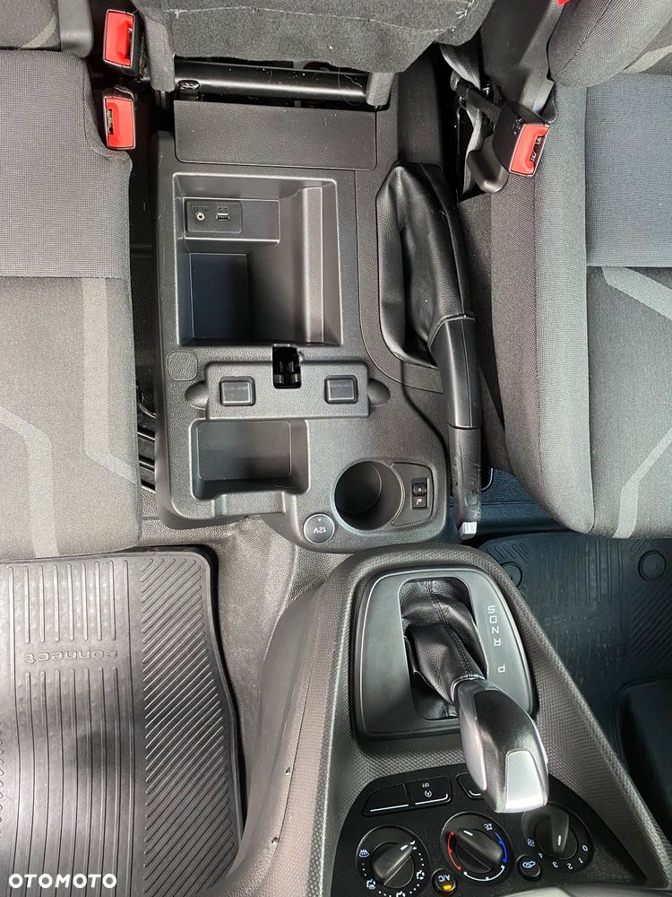 Ford Transit Connect 240 L2 LKW Autm Trend - 19