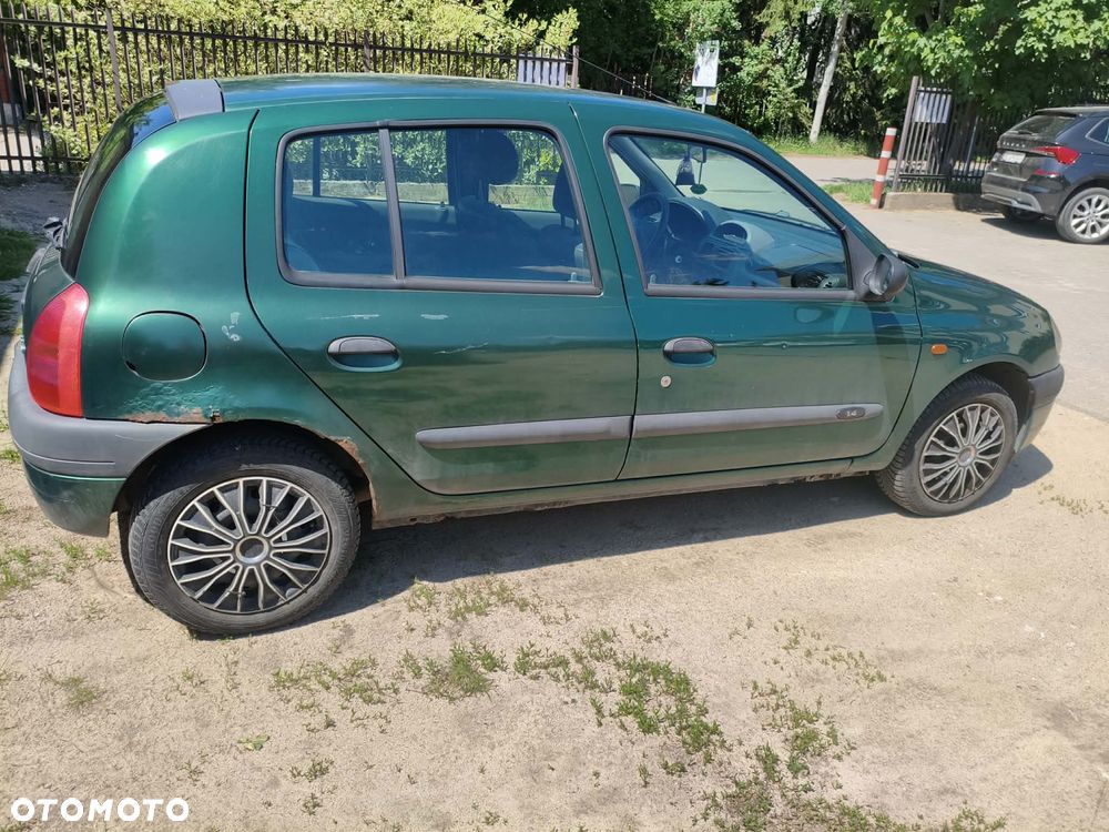Renault Clio 1.4 RT - 7