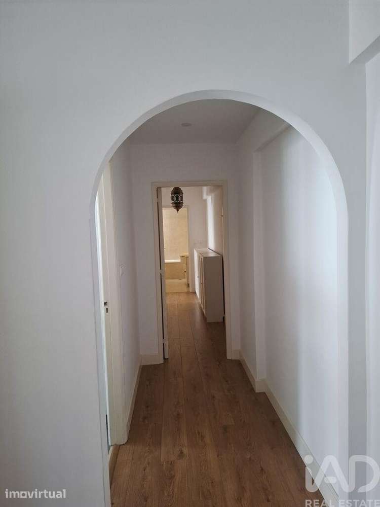 Apartamento T2 em Alcabideche de 96,00 m2 - Grande imagem: 3/21