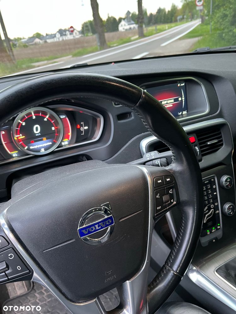 Volvo V40 D4 Momentum - 7