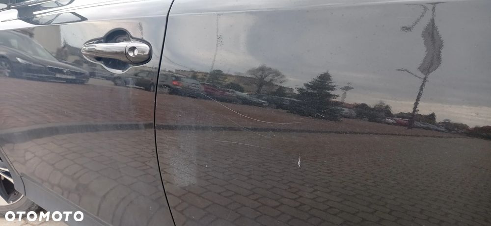 Toyota RAV4 2.0 D-4D Premium - 9