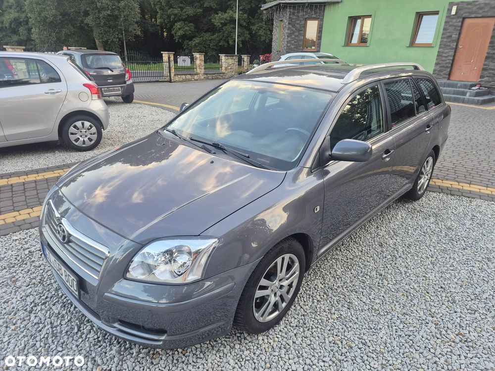 Toyota Avensis 1.8 VVT-i Combi Executive - 3