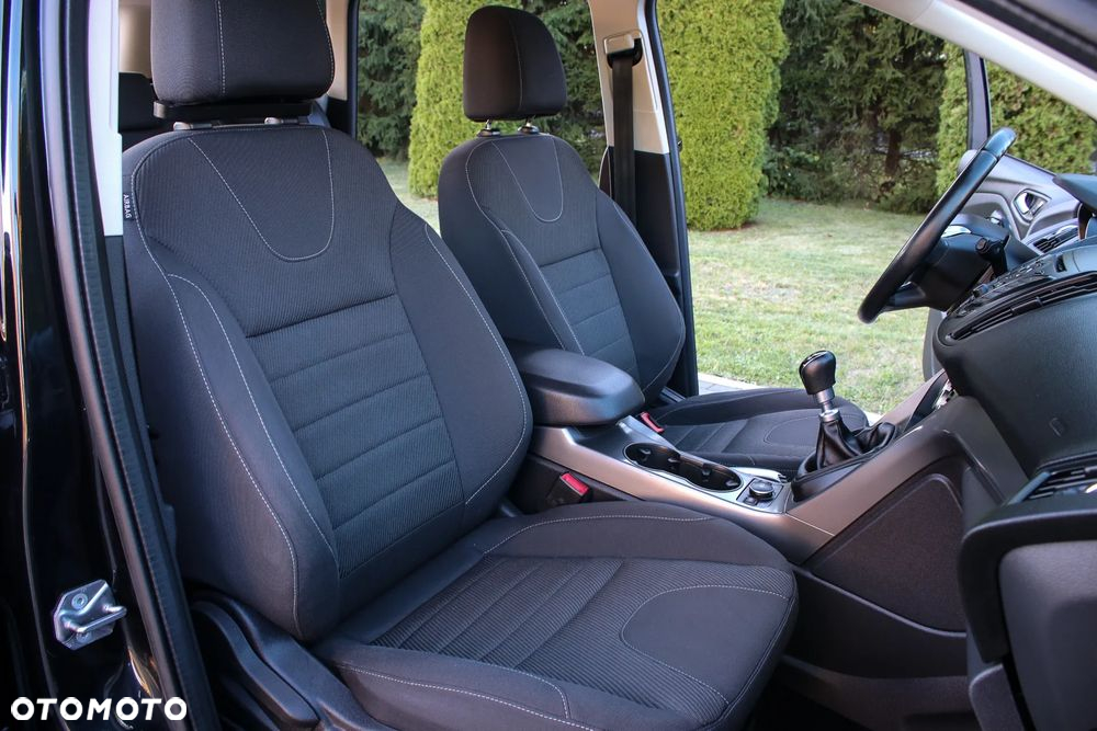Ford Kuga 1.5 EcoBoost 2x4 Individual - 21