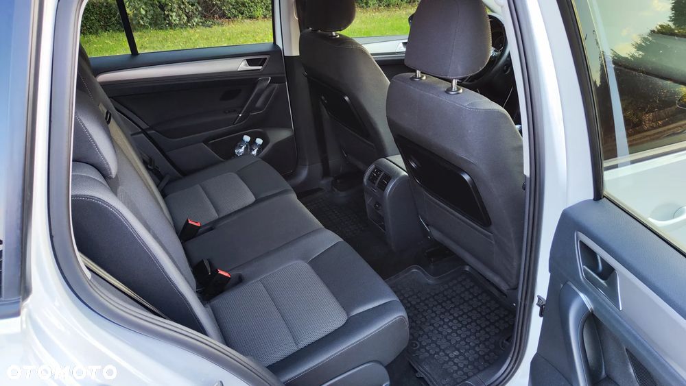 Volkswagen Golf Sportsvan - 10