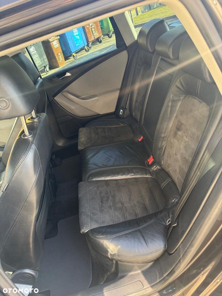 Volkswagen Passat 2.0 TDI Highline - 10