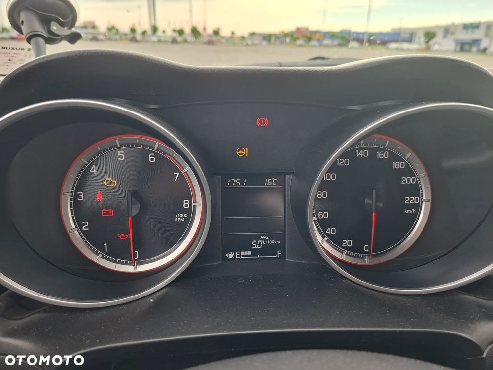 Suzuki Swift 1.2 Premium - 4